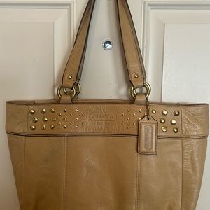 Authentic coach tote bag. Product number on the inside of the lining
